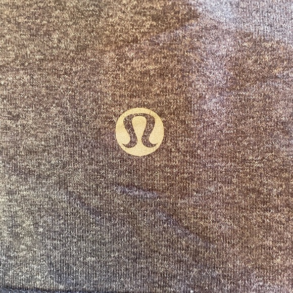 Lululemon Racerback Scoop Neck Tank with COOLMAX tech in Gray and Teal. Size 8. - Picture 3 of 7